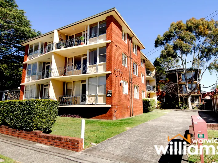 RENOVATED TWO BEDROOM APARTMENT