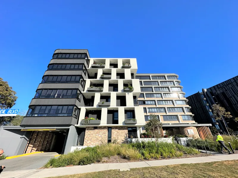 1 Bedroom + Multipurpose room