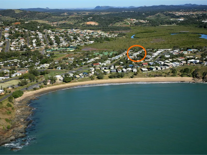GREAT INVESTMENT. LOCATION, LOCATION. COOEE BAY COTTAGE. 