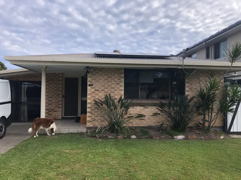 3 bedroom,1 bath,study house