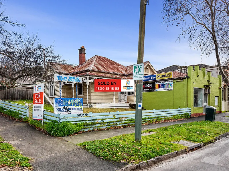 NOW THE NEW NORM / HOME & WORK IN ONE LOCATION (stca)