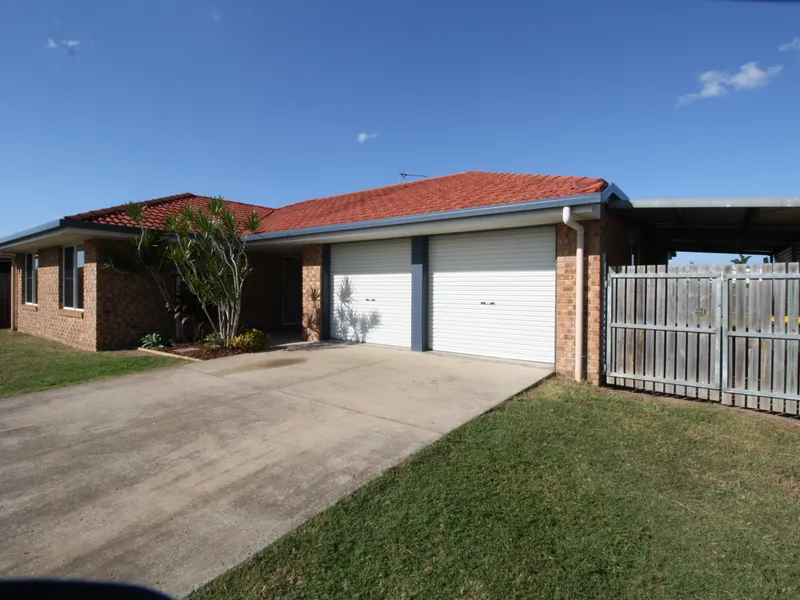 WALK TO PRIVATE & PUBLIC SCHOOLS