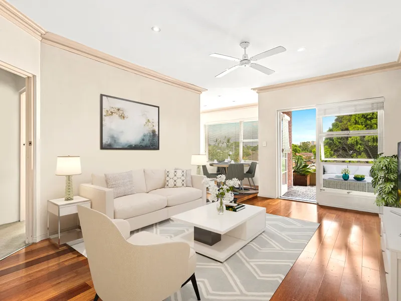 Modern Beachside Apartment