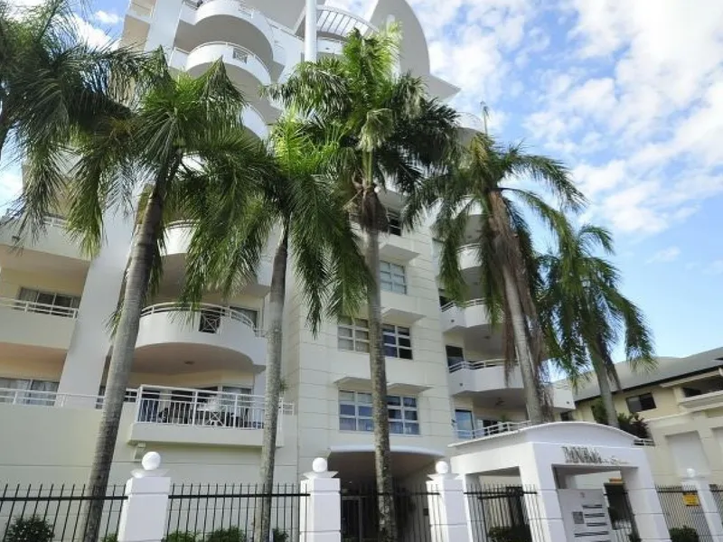 City Skyline & Sunset Views