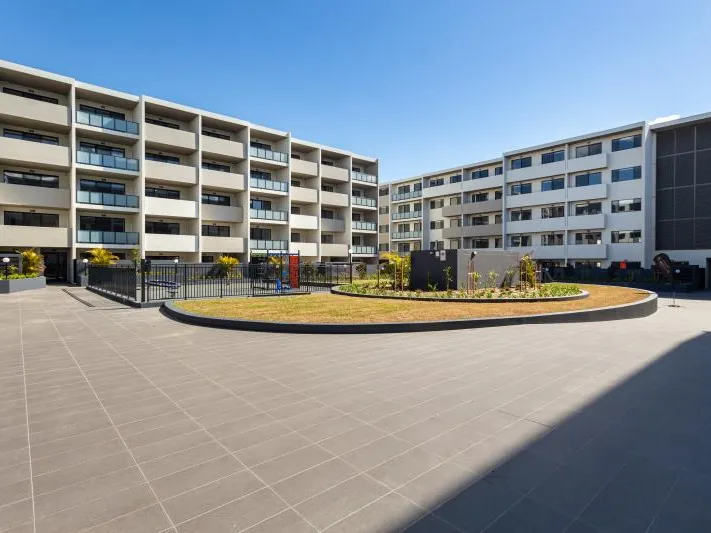 Spacious 2 bedroom apartment for lease!