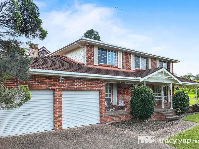 Tranquillity and Convenience - 950m to Metro Station on 842.5m2 block