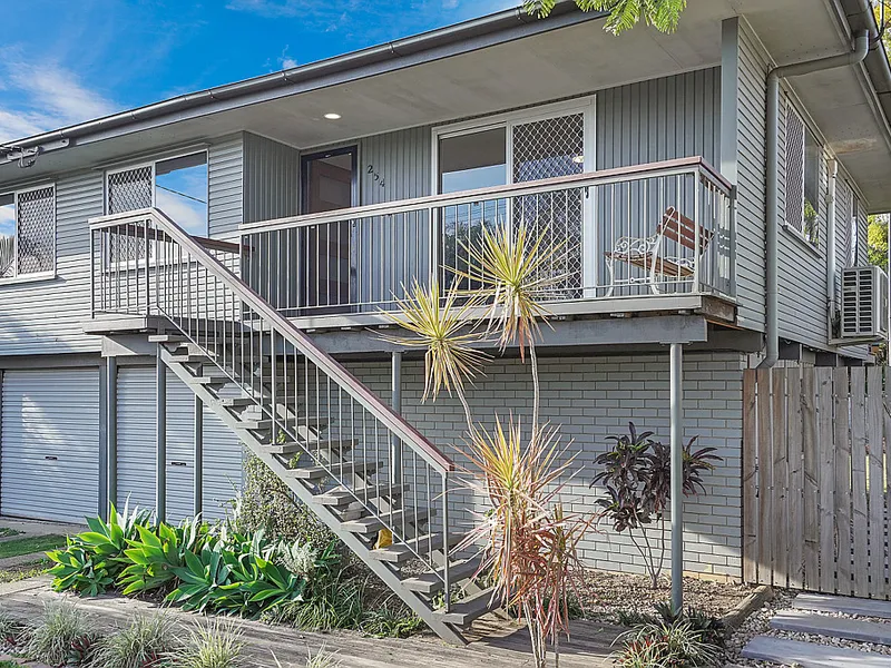 Pet Friendly Family Home in Ideal Location!