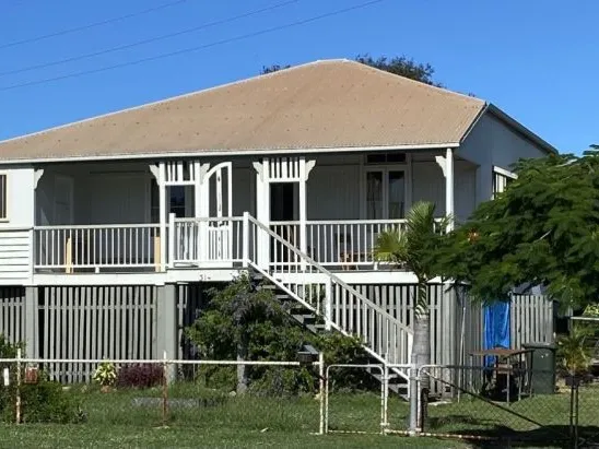 Beautiful large queenslander home on generous flat block with side access