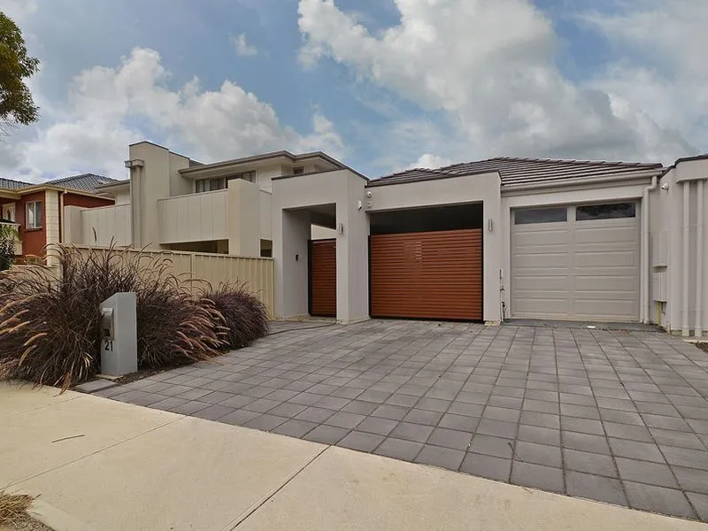 5 STAR LIVING CLOSE TO THE CITY