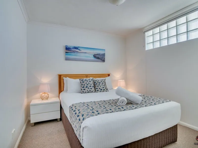 1 Bedroom Rooftop apartment