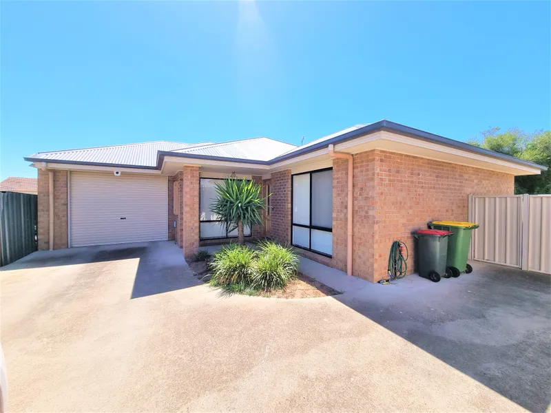 3-BEDROOM MODERN UNIT