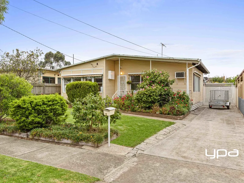 Get Excited, Move Straight In