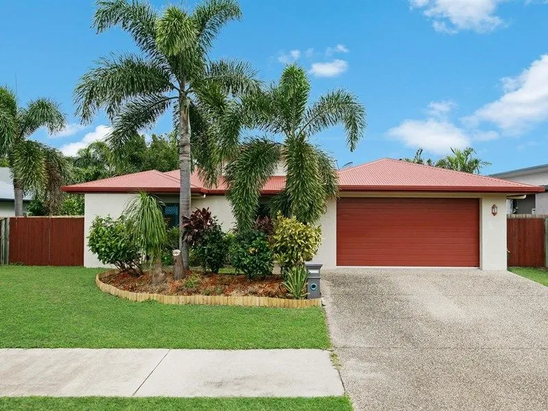 Comfortable Living in Smithfield Village