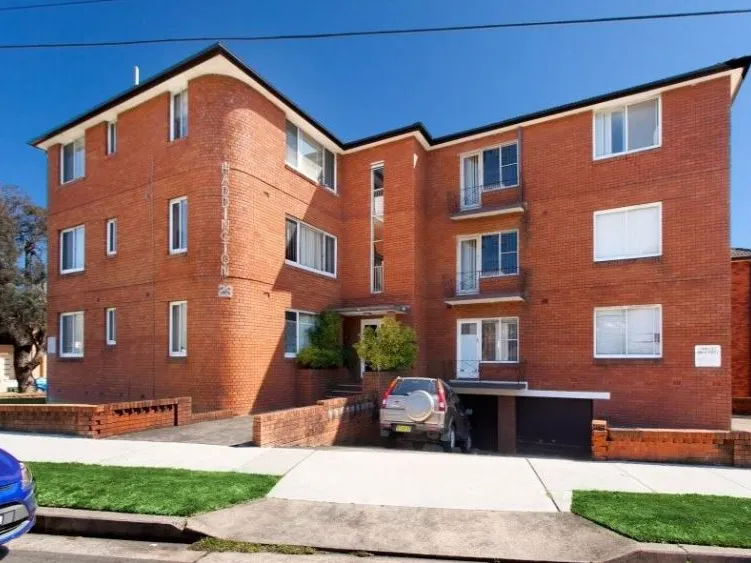 Easy living in convenient location