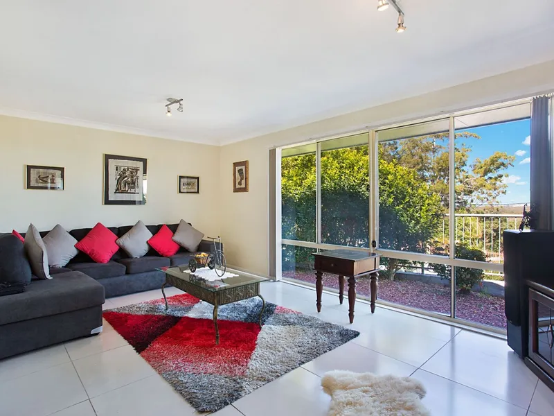 EAST BANORA FOUR BEDROOM FAMILY HOME