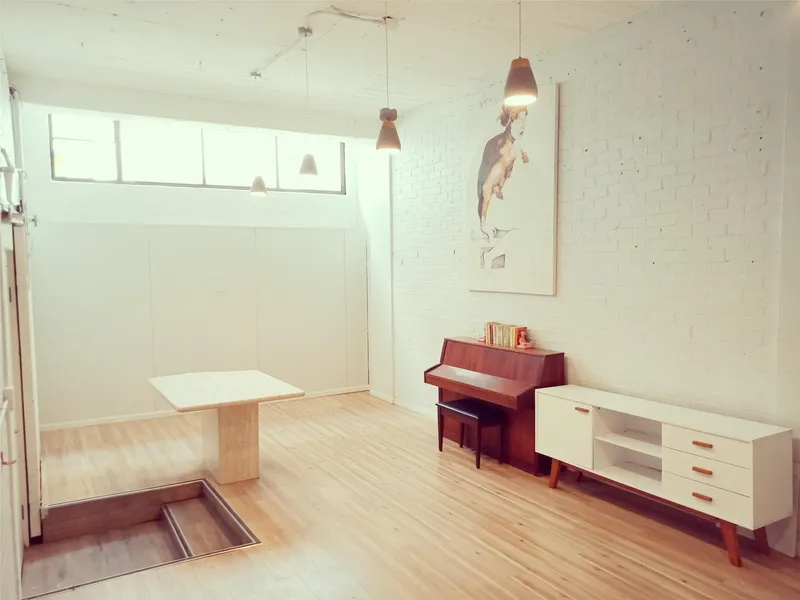 GREAT STUDIO APARTMENT IN DARLINGHURST'S URBAN PARADISE, 5 MINS FROM THE CBD