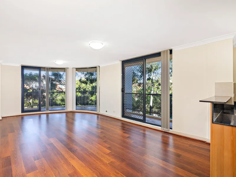 walk to everything location, just moments to station, shops and schools.