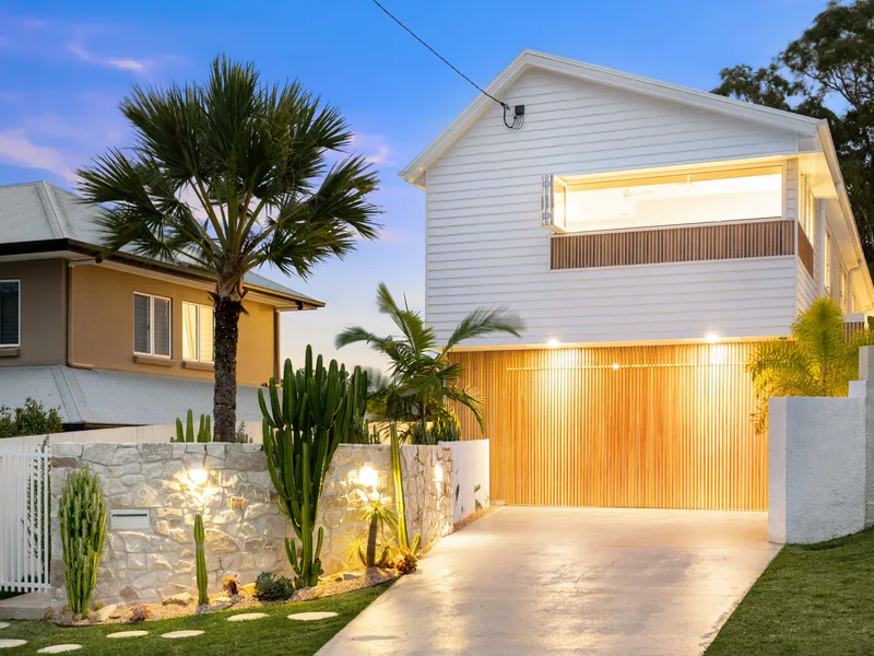 Lush, ultra-private Palm Springs oasis in coveted Coorparoo Heights