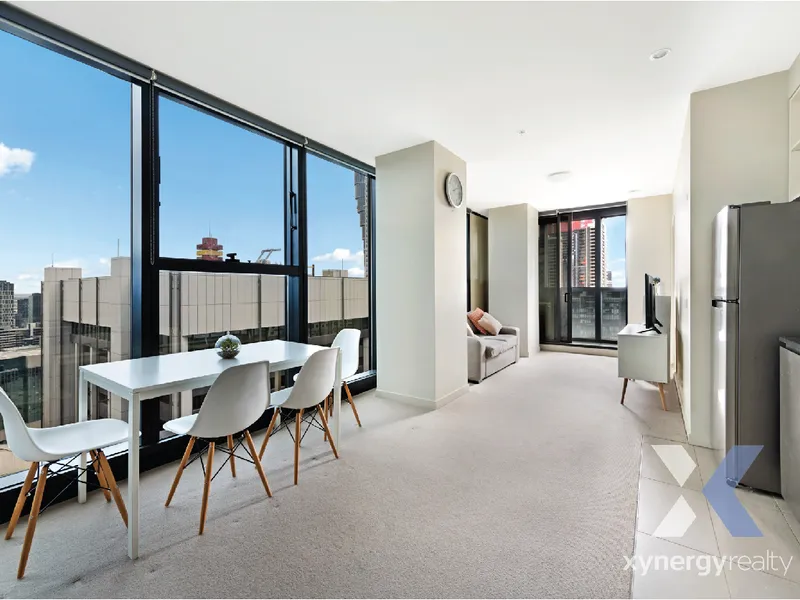Luxurious Furnished 2 bedrooms 2 bathrooms apartment in the heart of Melbourne's CBD!