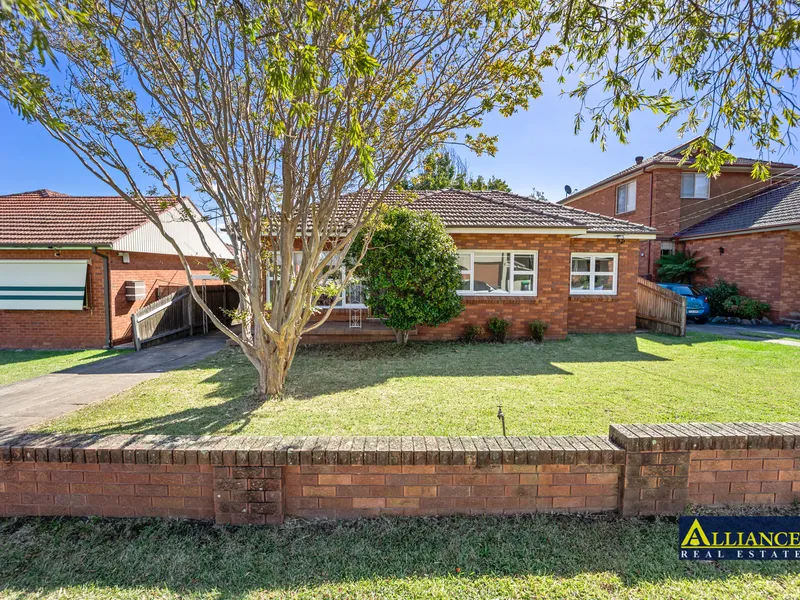 Prime Cul-de-sac Location