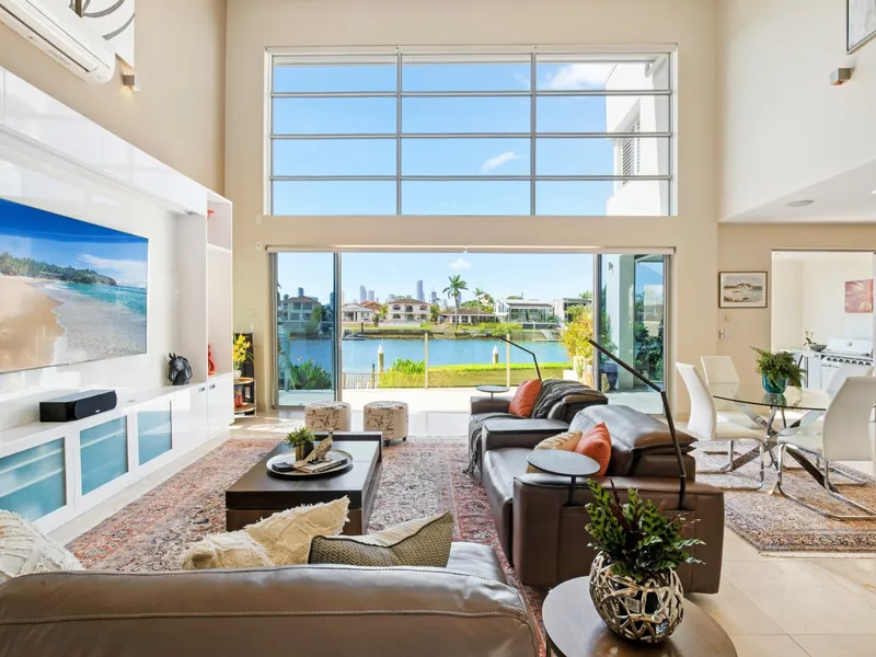 LUXURY ON MAIN RIVER IN EXCLUSIVE GATED ESTATE