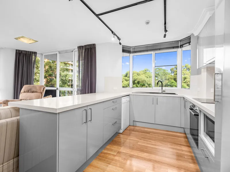 Modern and light filled furnished apartment