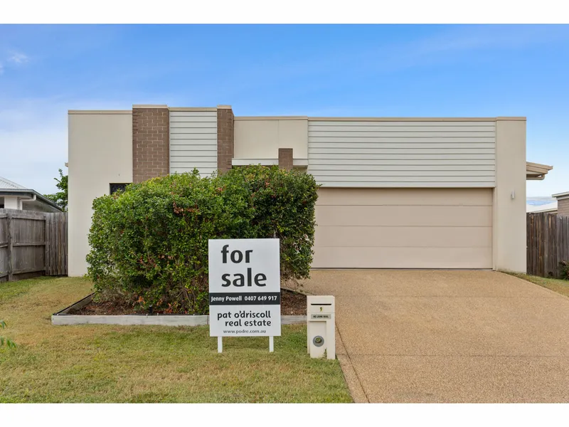 Fantasitc Lowset Brick Home...