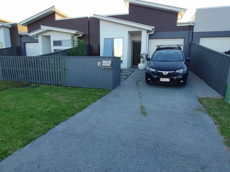 In the heart of Baringa, this two-bedroom home provides low maintenance living all whilst in close proximity to all the Sunshine Coast has to offer