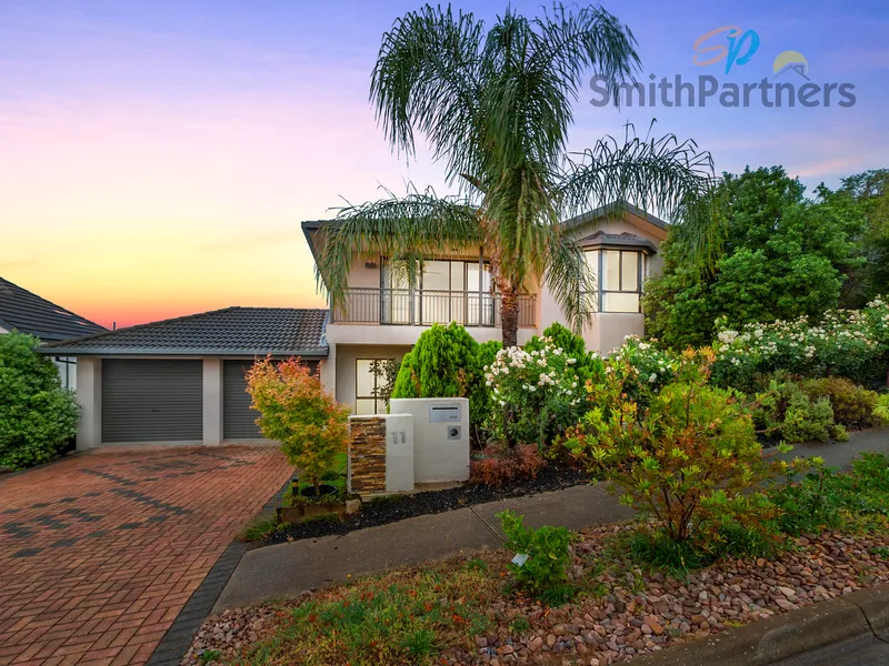 Grand Family Home with Solar!
