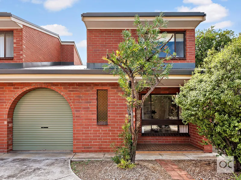 INNER CITY MODERN TOWNHOUSE