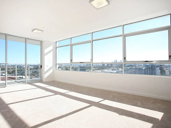 Two bedroom apartment with uninterrupted views of the CBD skyline