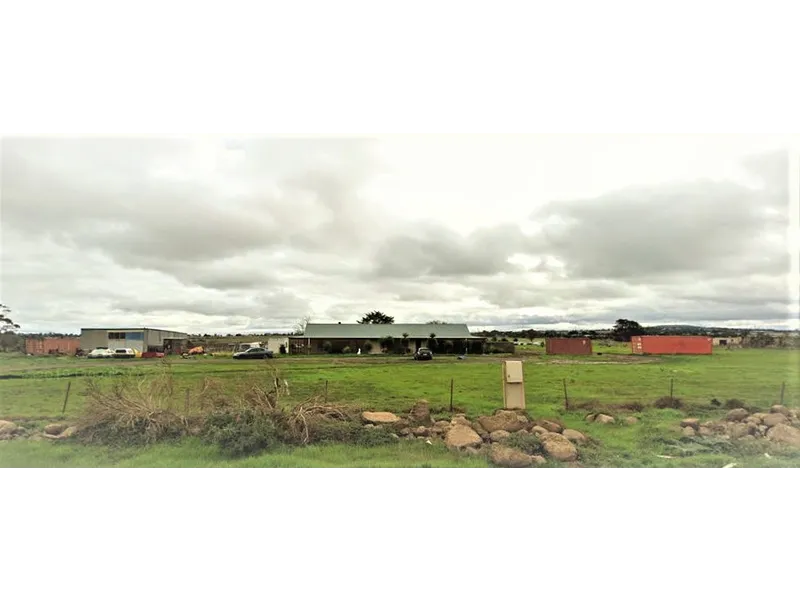 Mount Cottrell .Exceptionally well positioned premium 25 Acres  in Mount Cottrell.