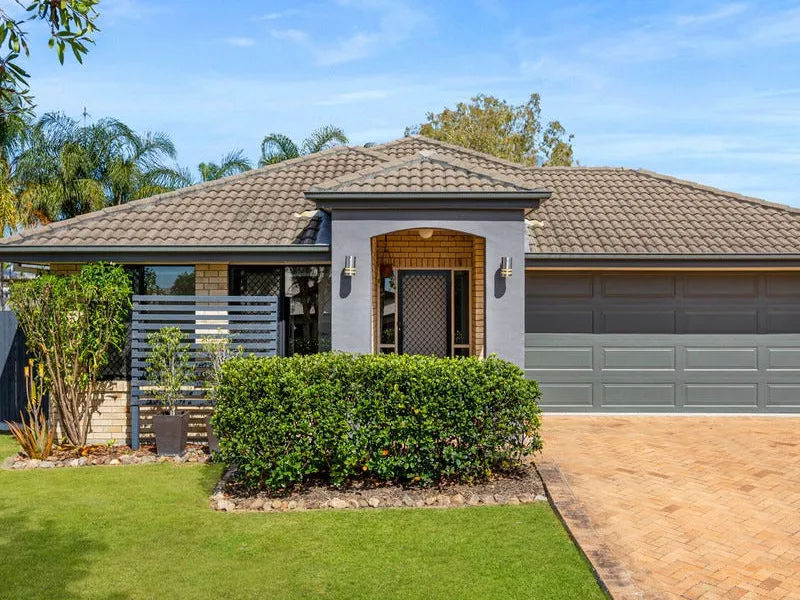 BRING THE CARAVAN, BOAT OR MAN SHED