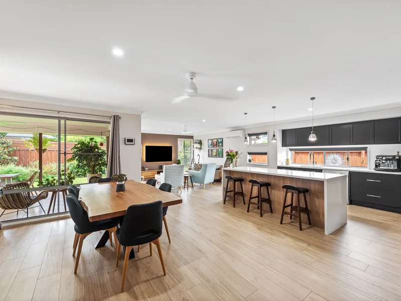 The Ultimate Modern Family Package