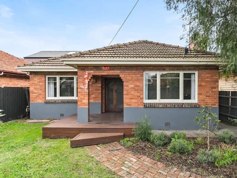 So Convenient to all that Yarraville Has to Offer