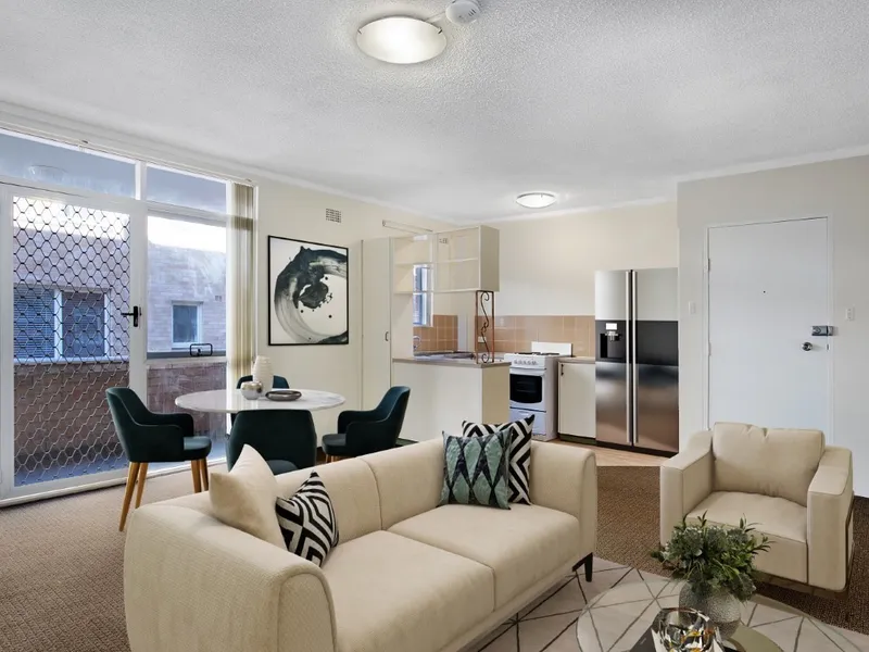 Affordable beachside apartment