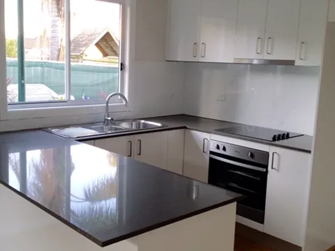 Near New 2 Bedroom Granny Flat