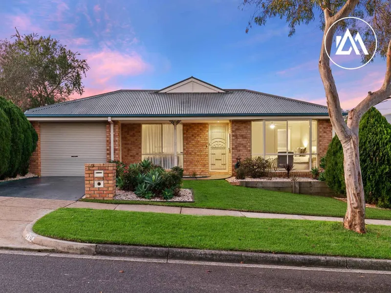 Immaculately Maintained, Exquisitely Presented!