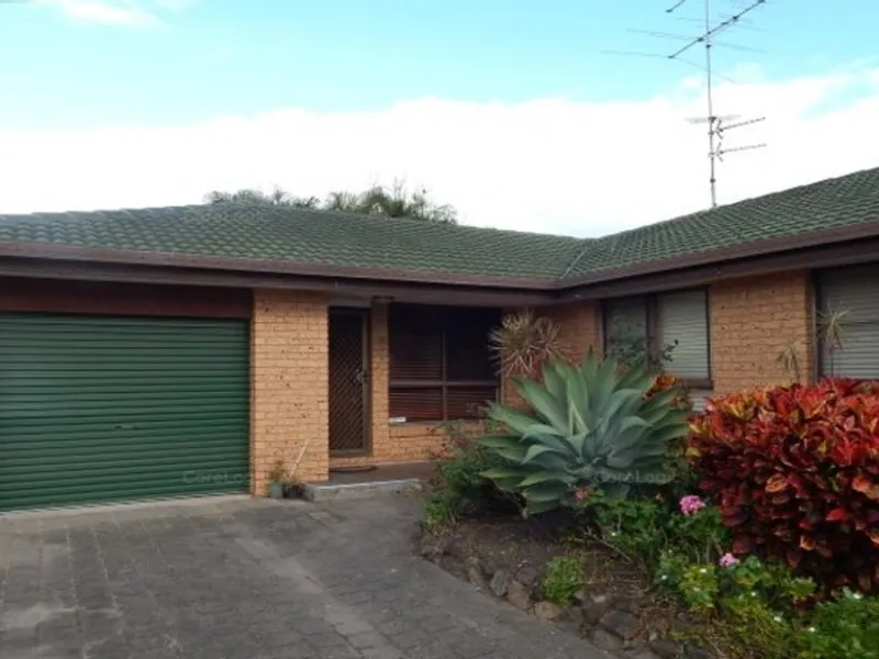 2 Bedroom Duplex in Prime Location