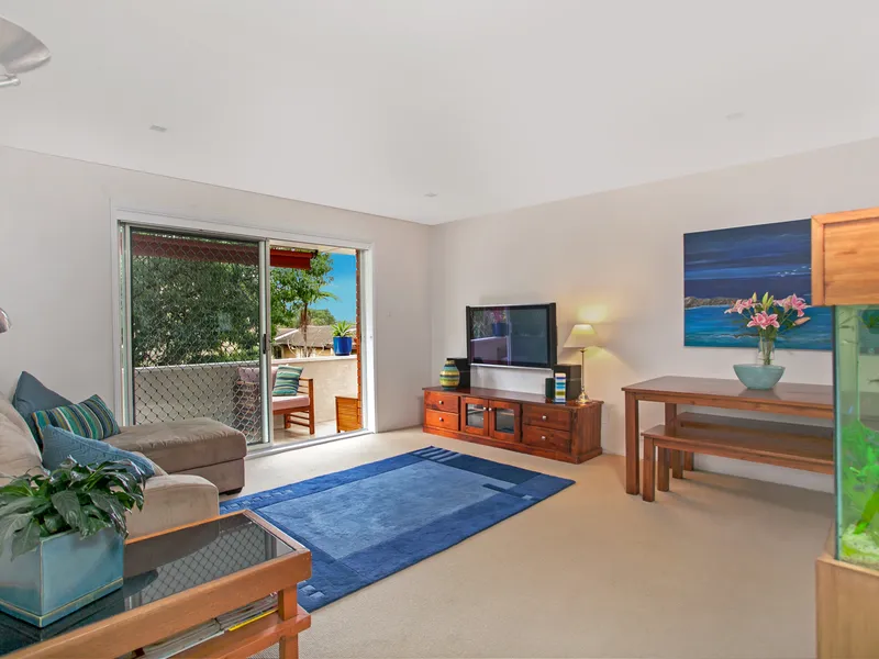 Large& Modern North Facing Close to beach