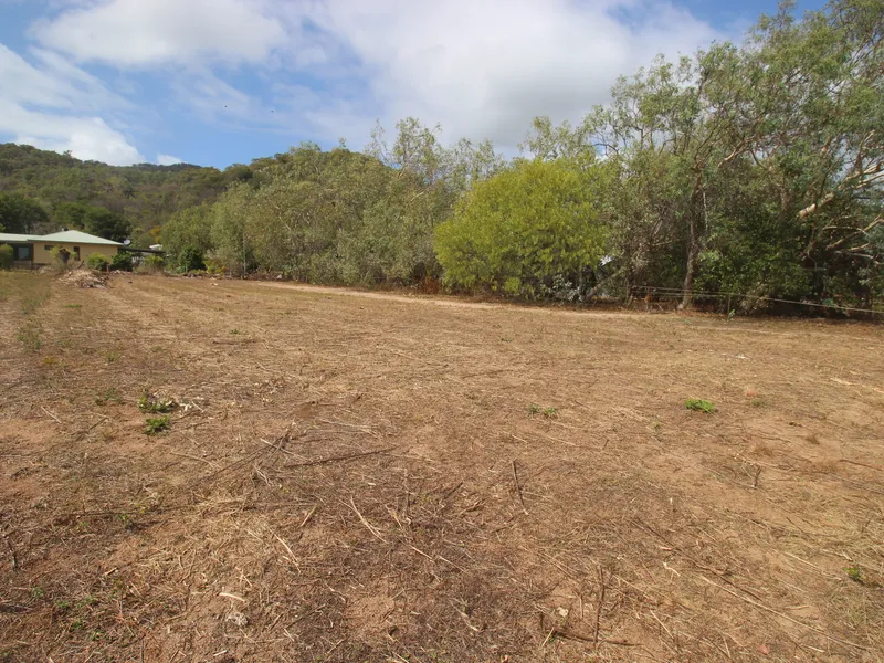 Large block with established trees and iconic wildlife