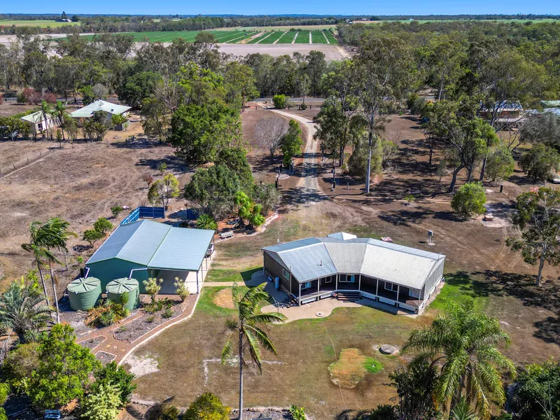 RENOVATED HOME ON 4.44 ACRES WITH A MASSIVE SHED & ACCESS TO SPLITTERS CREEK!