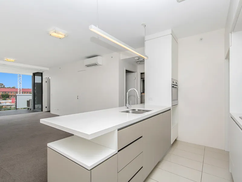 LUXURY LIVING @ ARBOR APARTMENTS