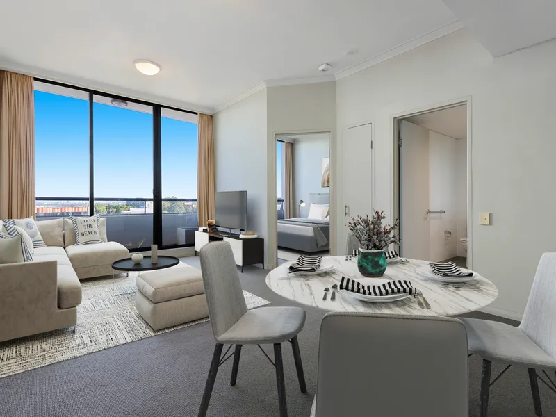 Modern one bedroom twelfth floor apartment located in the heart of St Leonards