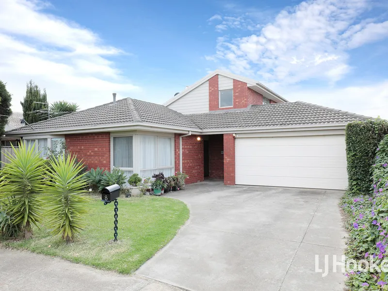 Deluxe property in a great location!