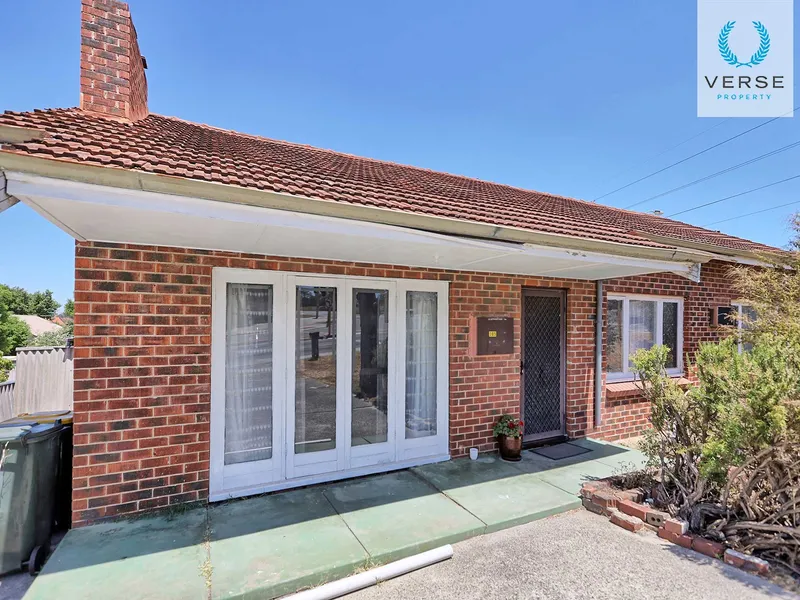 '50's Character home on Generous (687Sqm) Corner block