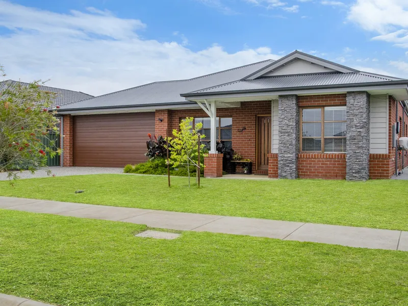 Modern Family Home in Koroit