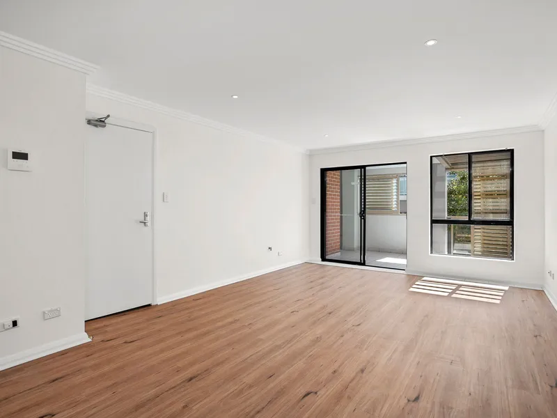 Modern 2 bedroom apartment with private rooftop entertaining area