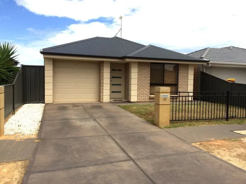 3 Bedroom Home Plus Extra Living