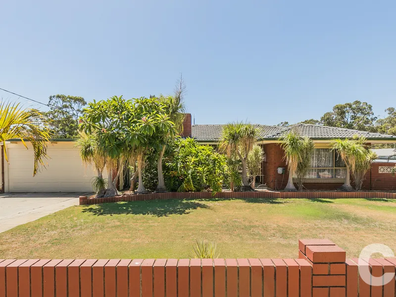 3 x 1 with Solar Panels & Evaporative cooling!